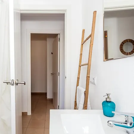 Apartamento Cala Blanca Apartment *